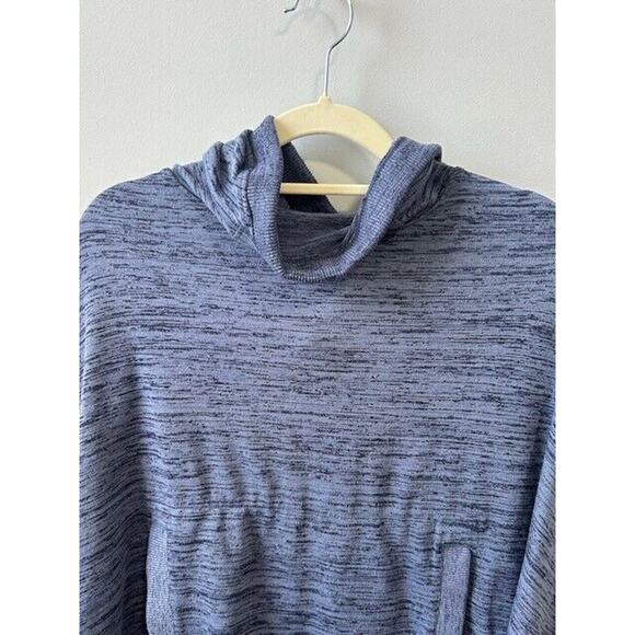 Athleta Techie Sweat Blissful Poncho Hoodie 3/4 Sleeves Pullover Blue Medium - Picture 2 of 10